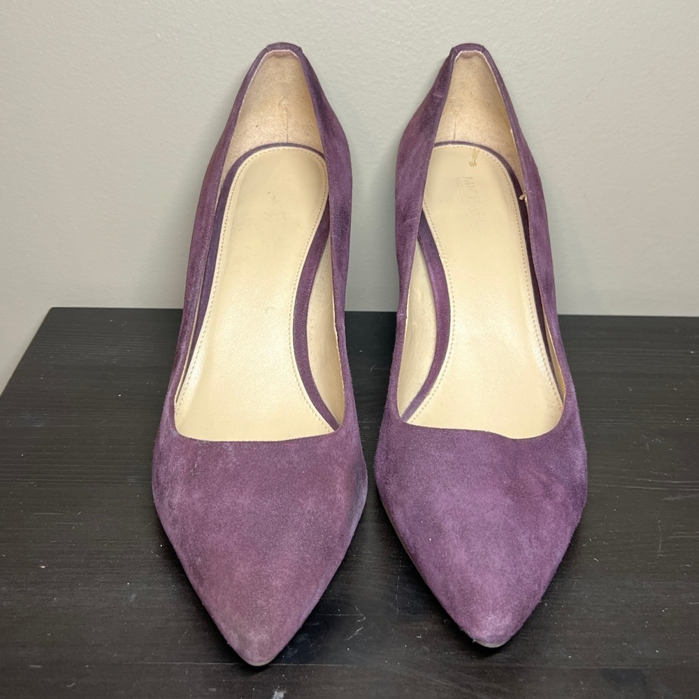 Michael Kors suede pumps